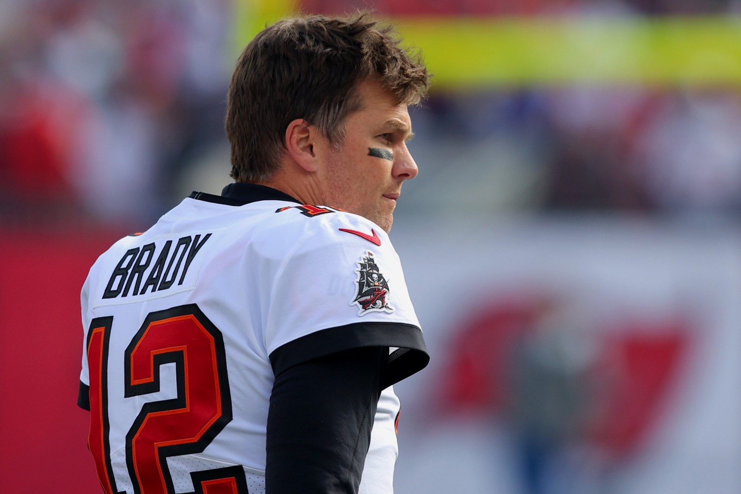 The 25 most accurate tweets about Tom Brady's retirement announcment, Tampa