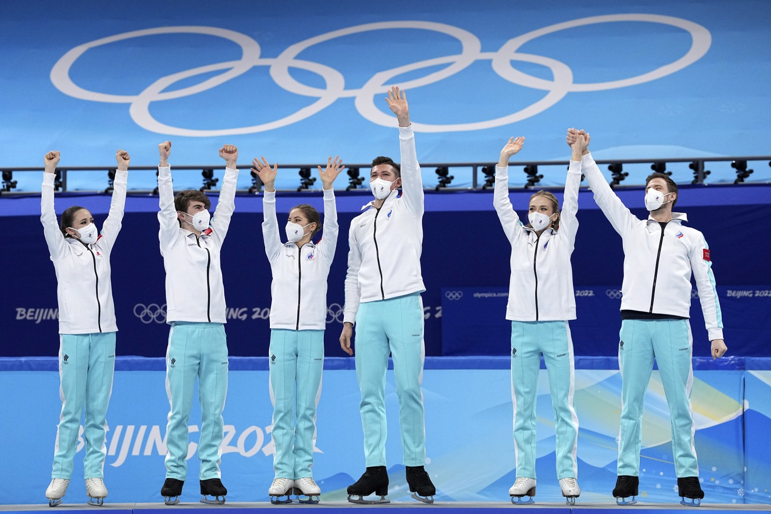US Curling Team Given Wrong Medals During Winter Olympics Ceremony