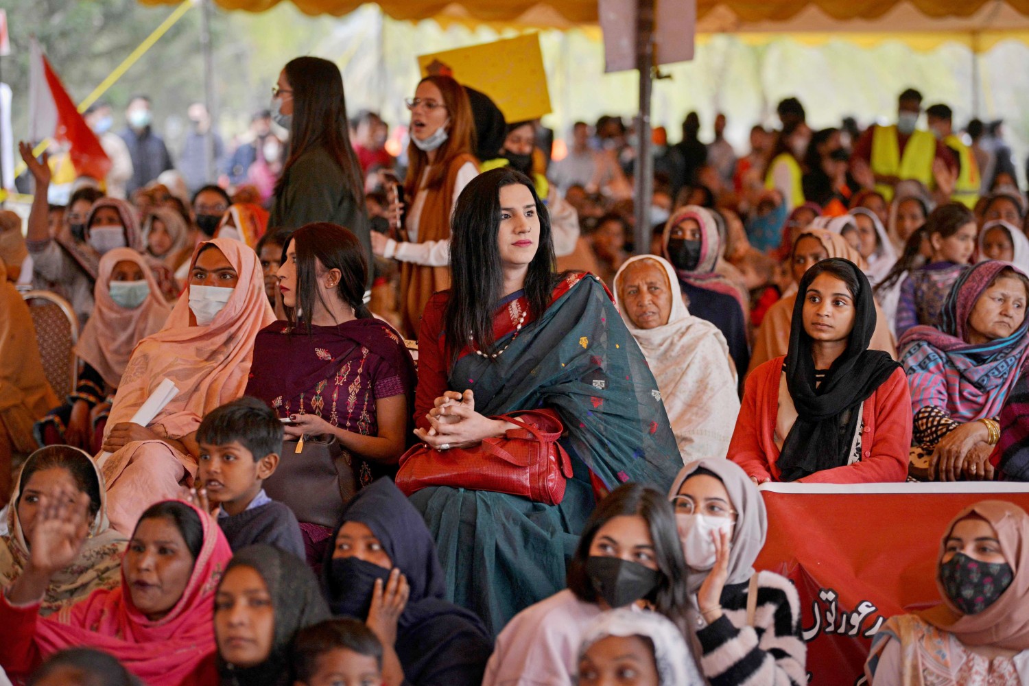 Threatened with violence and intimidation, Pakistani women still vow to  march