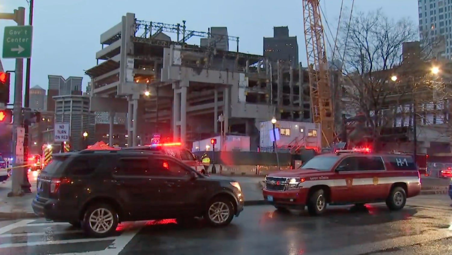 1 killed, 1 injured in collapse of Boston parking garage that was under  construction