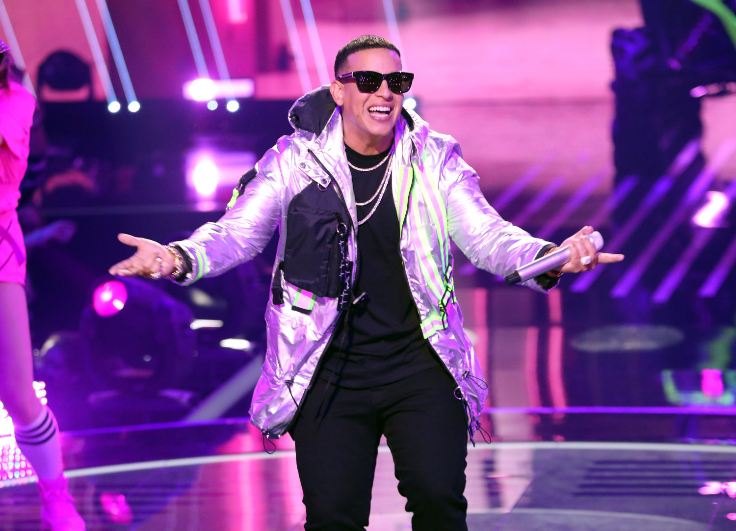 Daddy Yankee on His Inspiring & 'Powerful' Latin AMAs Performance Honoring  Cancer Survivors (Exclusive)
