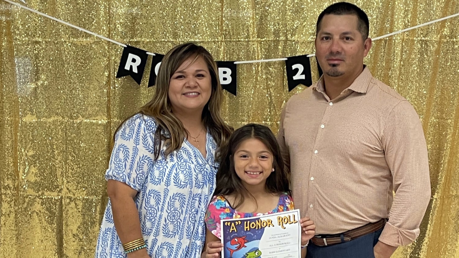 Off-duty CBP agent recalls racing from barbershop to Uvalde elementary  school to save wife, daughter