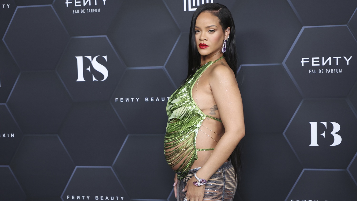 Así fue como Rihanna impuso moda durante su embarazo