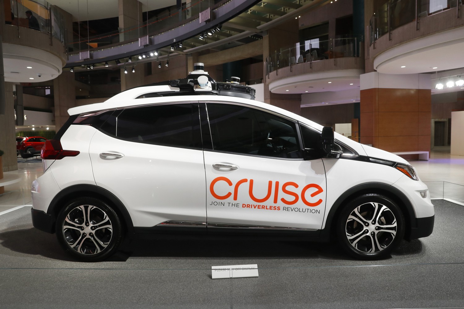 San Francisco looks to hit brakes on self driving cars