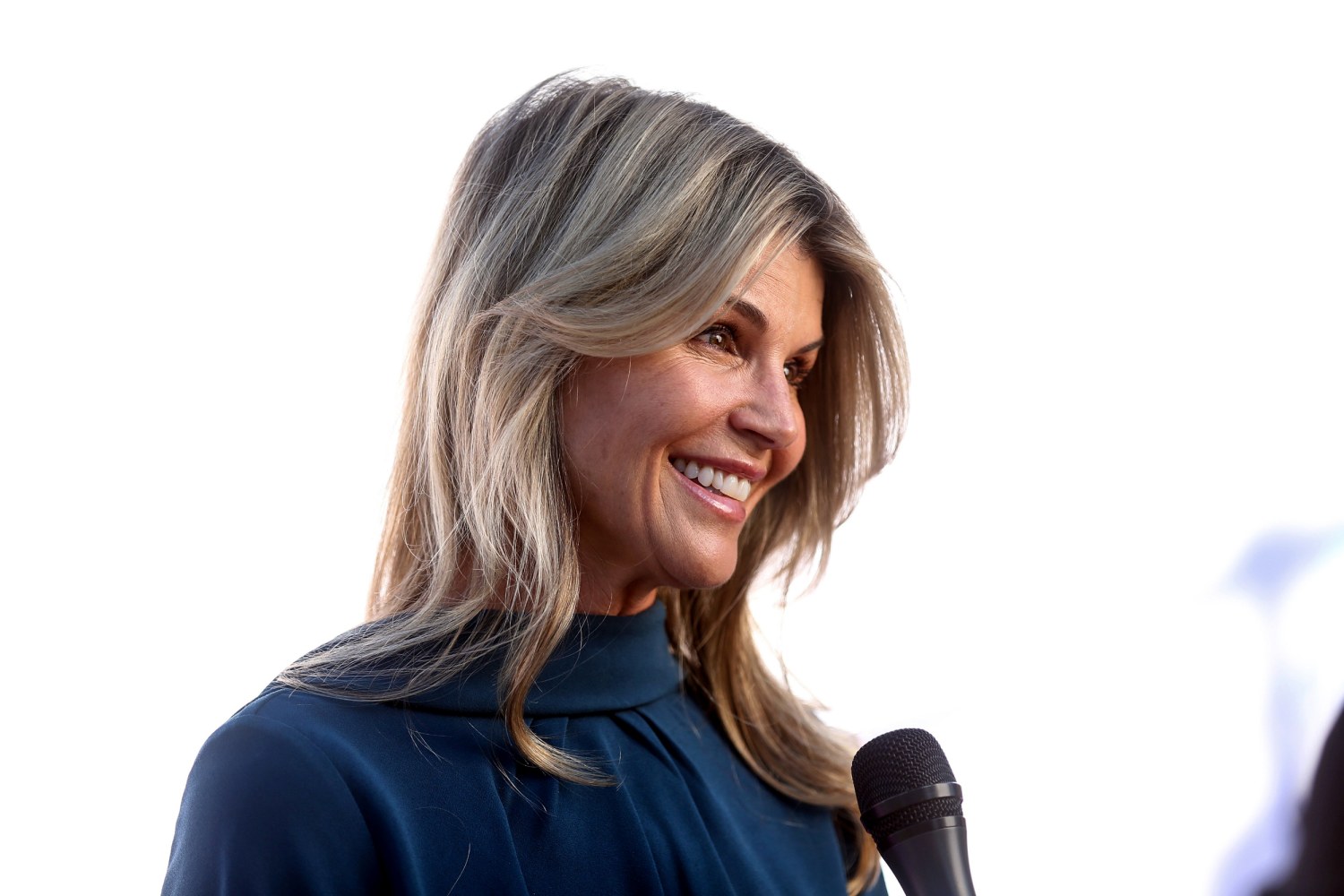 Watch Lori Loughlin return to TV after college admissions scandal