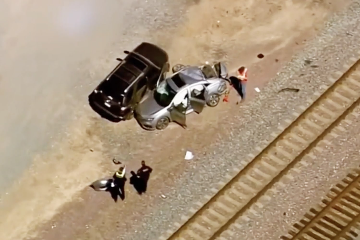 3 dead, 2 injured after Amtrak train crashes into car at California crossing