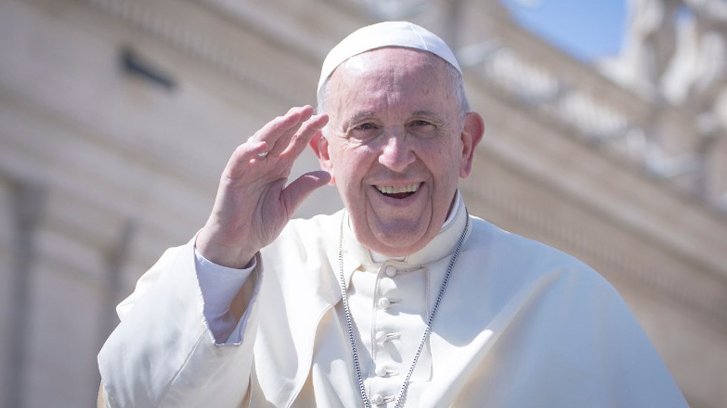 Murió papa Francisco, primer papa latinoamericano y que encantó al mundo  con su humildad