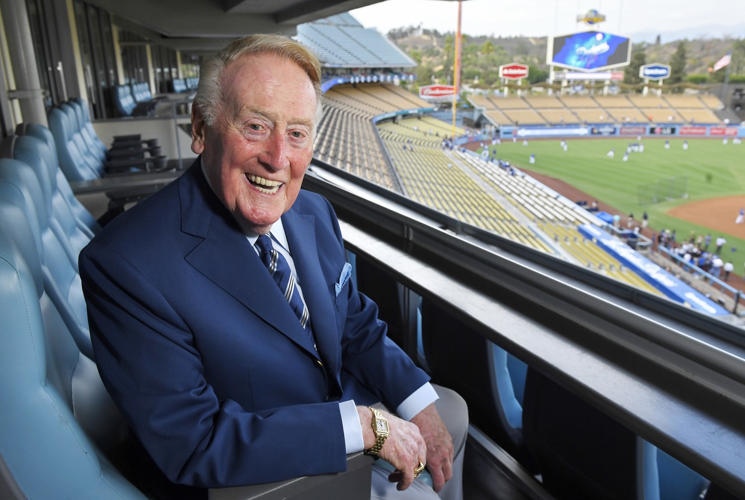 The Dodgers announce the passing of Vin Scully : r/baseball