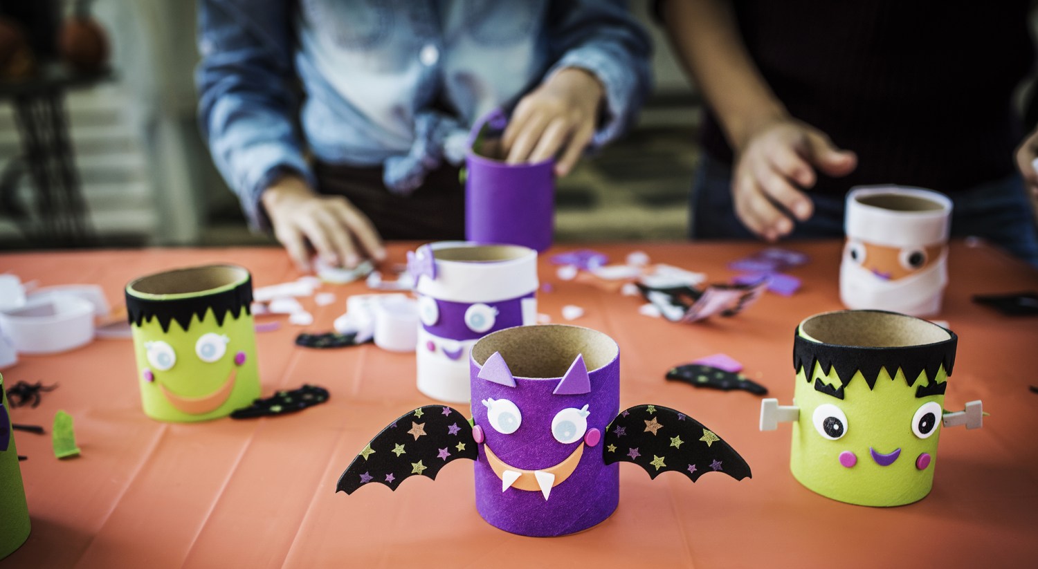 Color Your Own Jack-O'-Lantern Cups with Lids & Straws, Craft Kits,  Halloween, 12 Pieces 