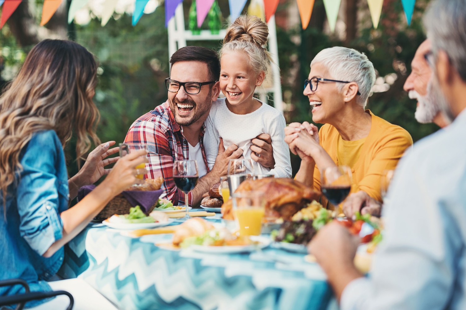 Family Games to Play at the Dinner Table