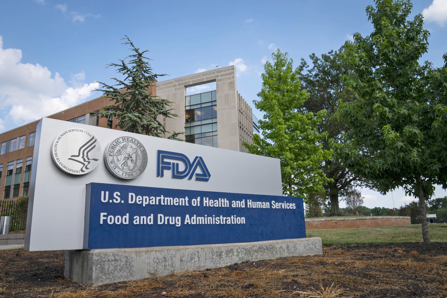 FDA panel recommends easing some peptide restrictions despite disapproval from scientists