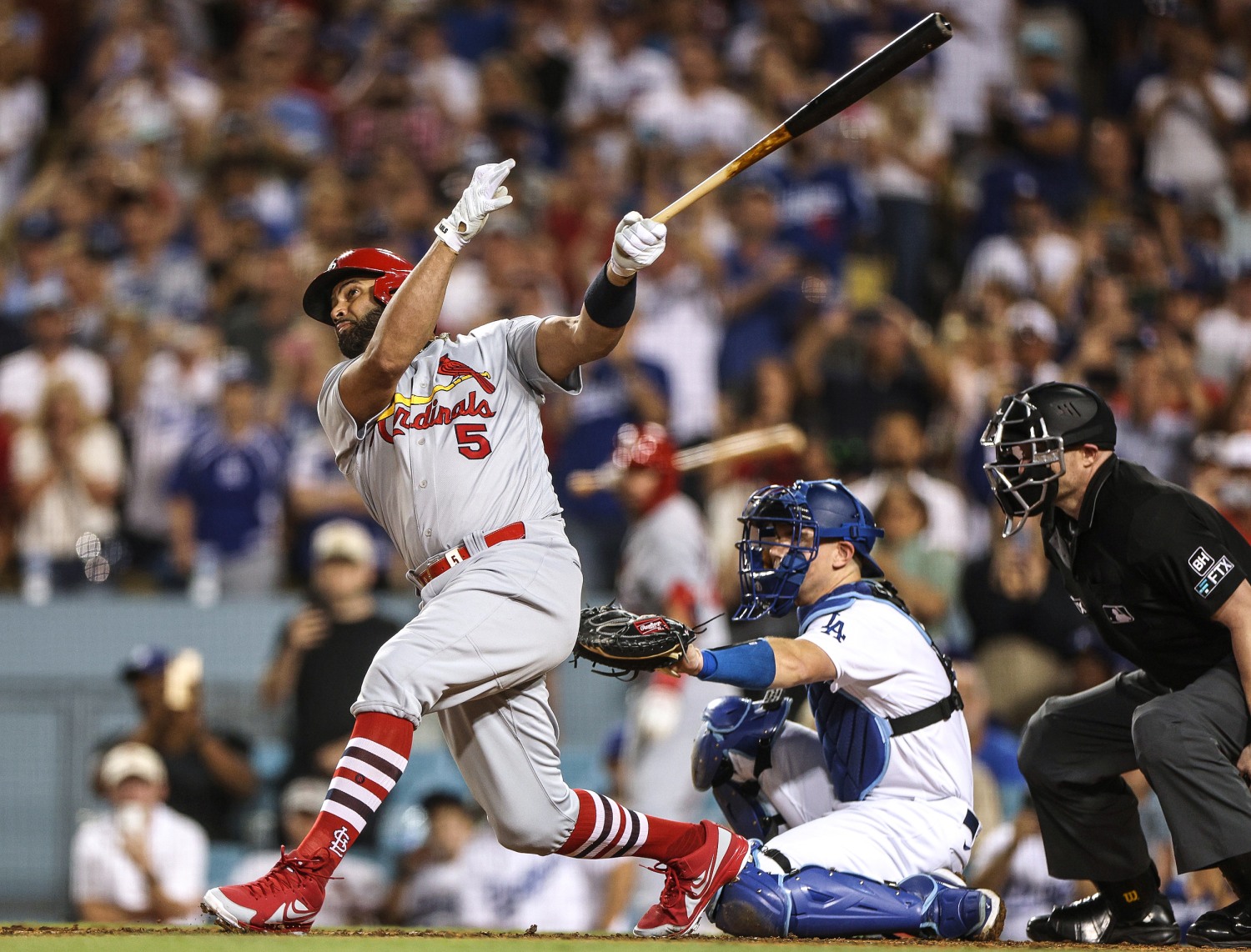 Cardinals' Albert Pujols hits 700th career home run, becomes