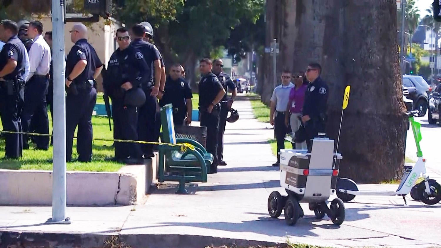 Food Delivery Robot through Crime Scene in Viral Video