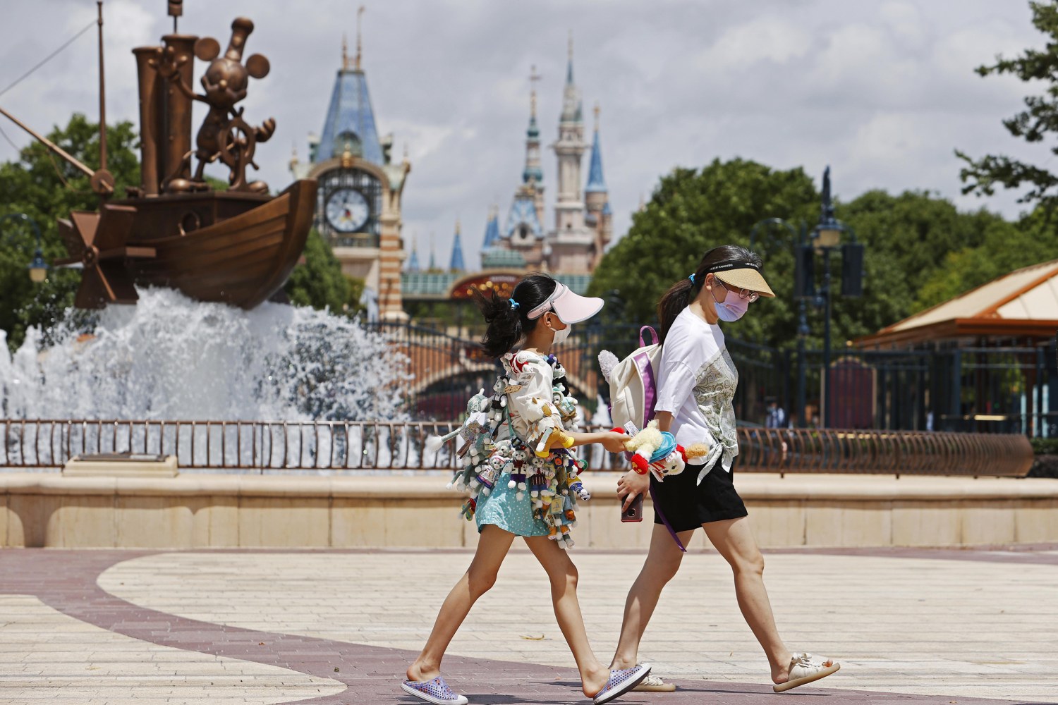 Disney Traps Visitors Inside Shanghai Park After Covid Scare