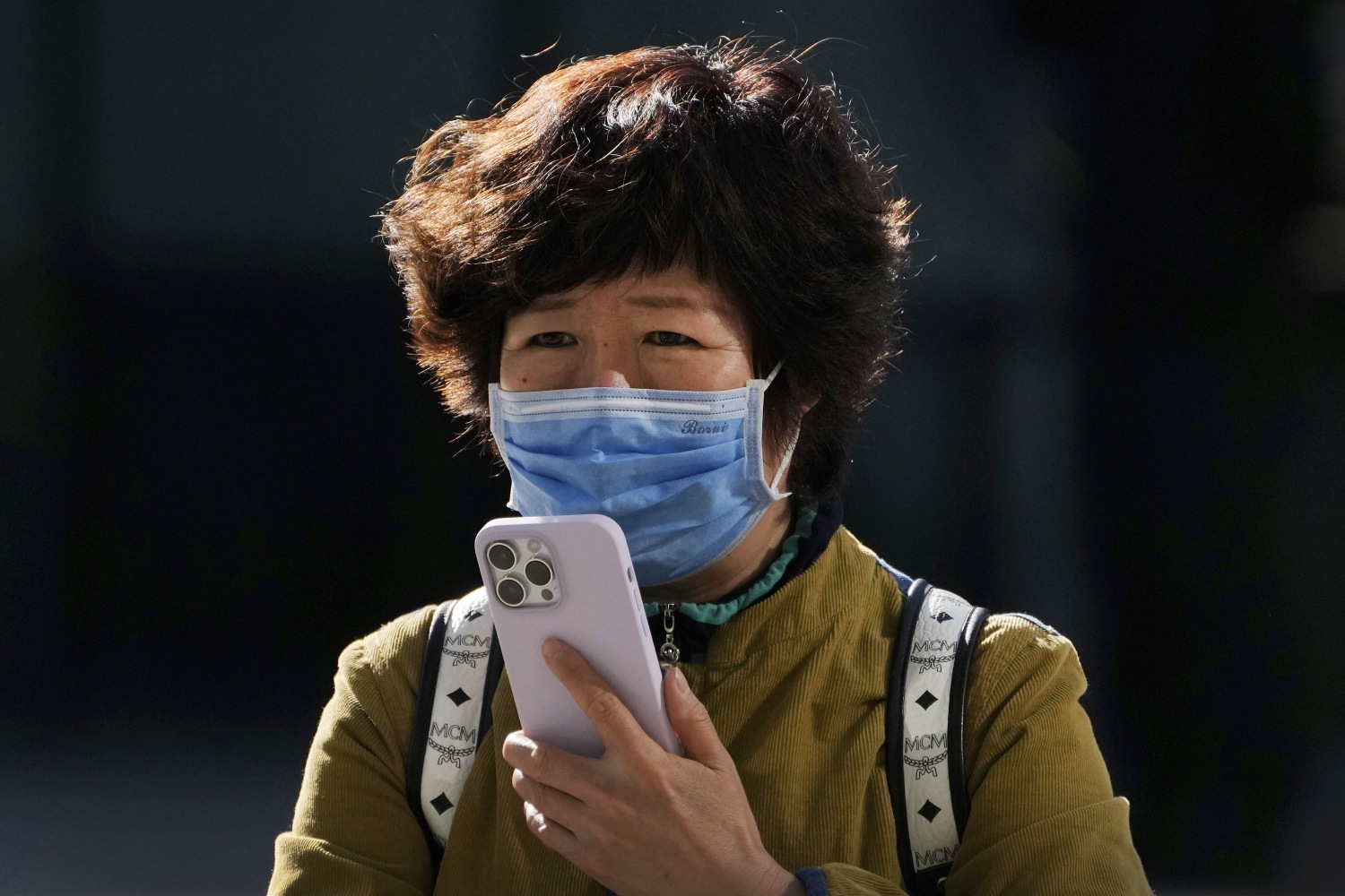 Apple's iOS 13.5 Update Addresses iPhone Coronavirus Gripes—Including Mask  Issues - WSJ