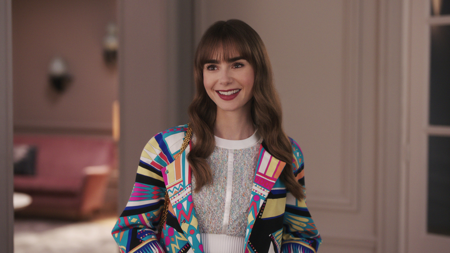 Watch Lily Collins Cut Her Own Bangs In the 'Emily In Paris Season 3  Trailer — See Video