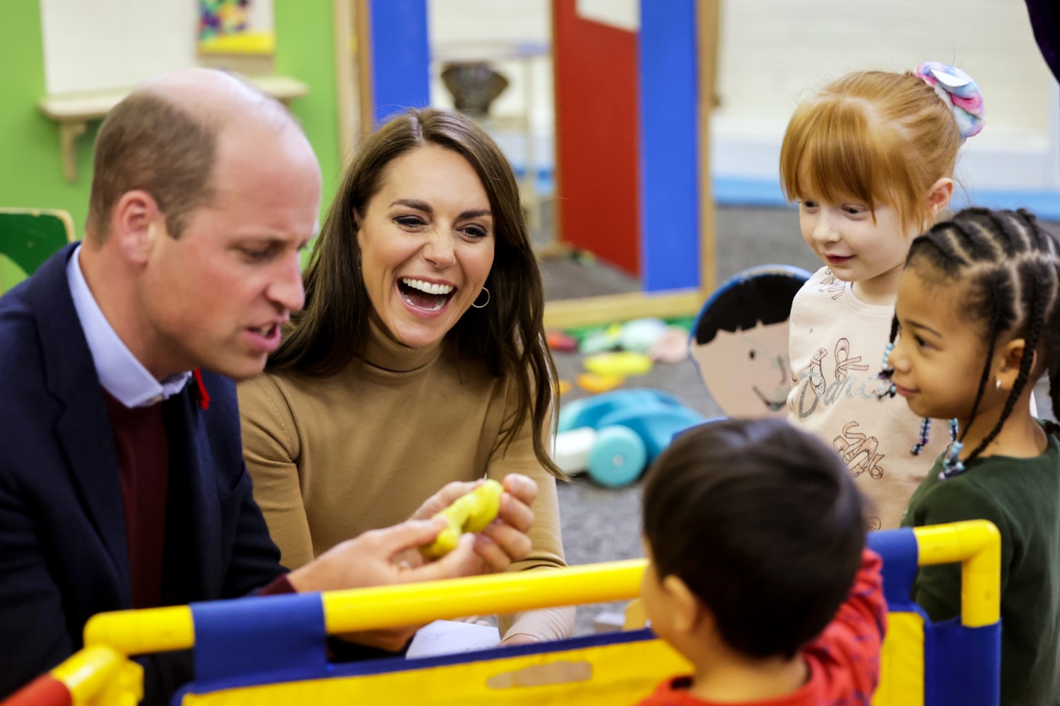 Prince William and Kate react as adorable girl in princess dress crashes speech