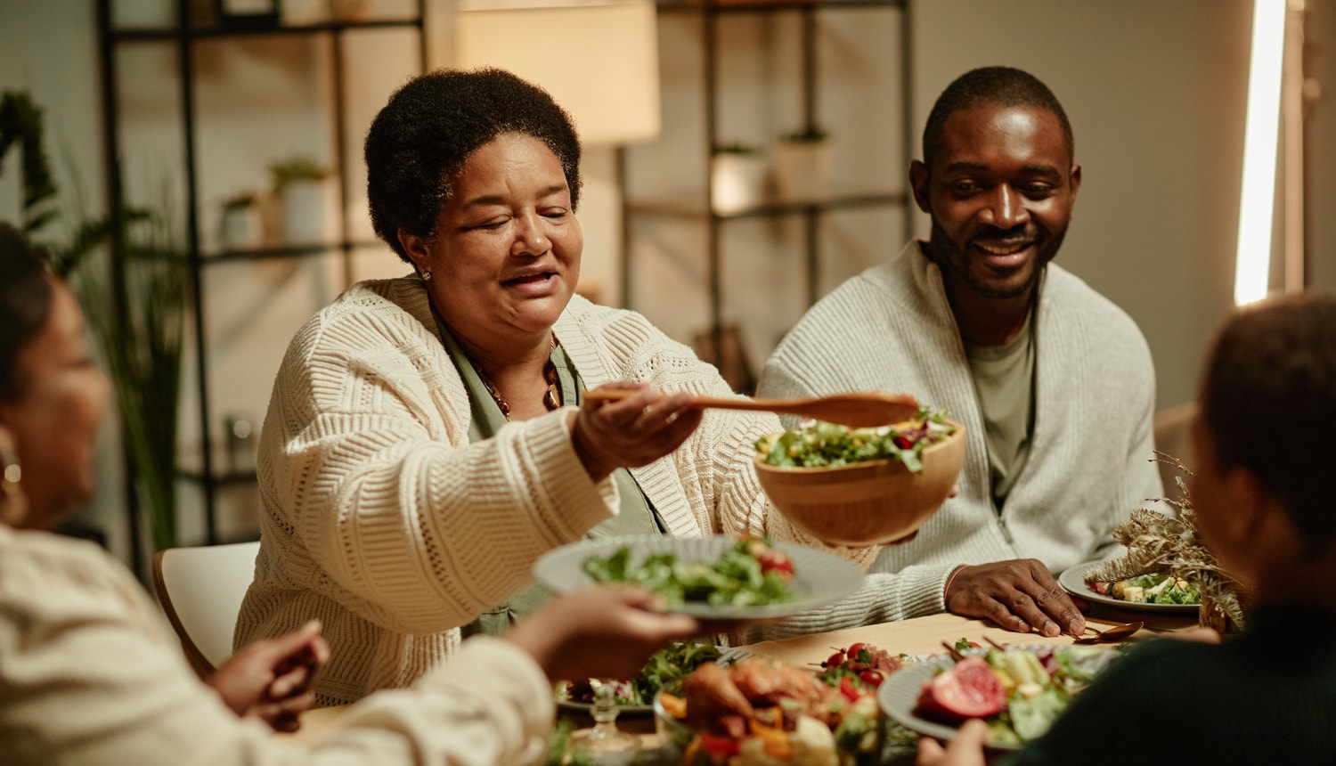 Holliday Family Celebrates Rough Thanksgiving While Matt is