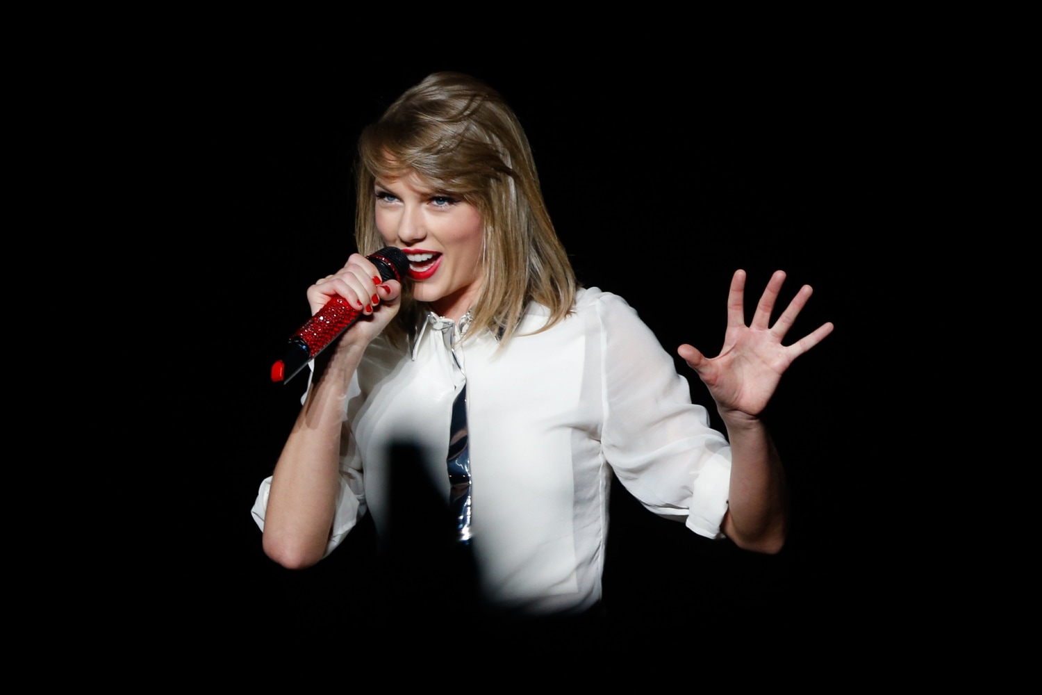 Taylor Swift's Shake It Off copyright lawsuit has been dismissed