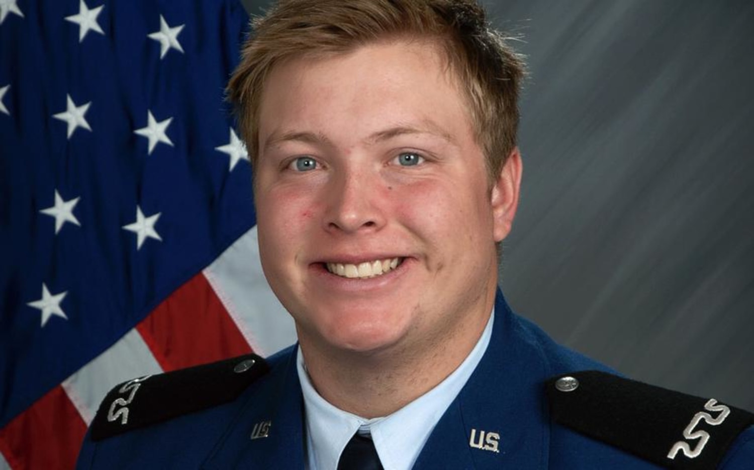 Air Force offensive lineman, 21, dies after experiencing a