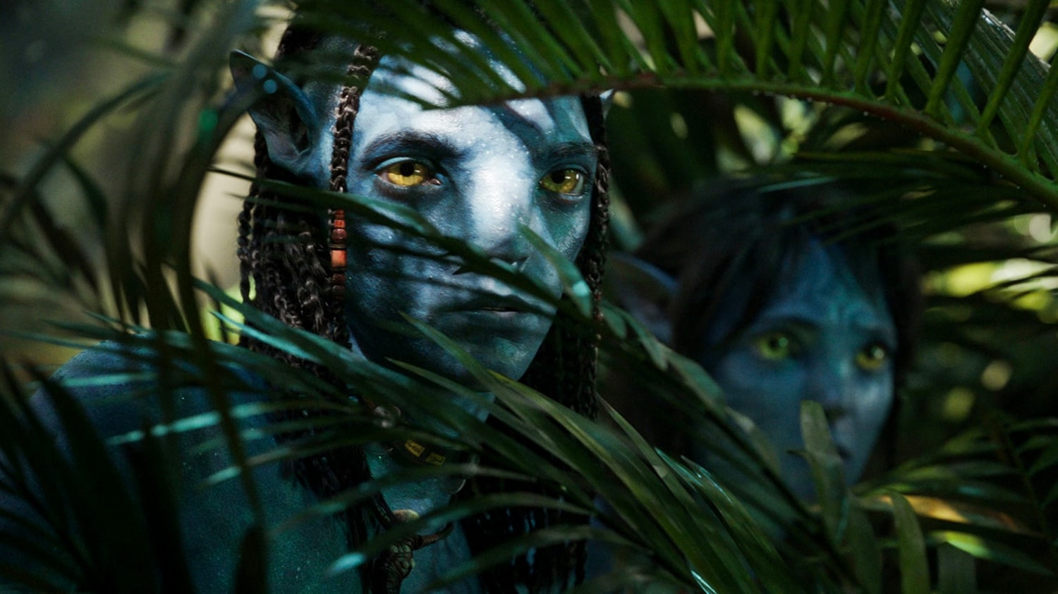 Avatar The Way Of Water passes 1bn at the global box office  BBC News