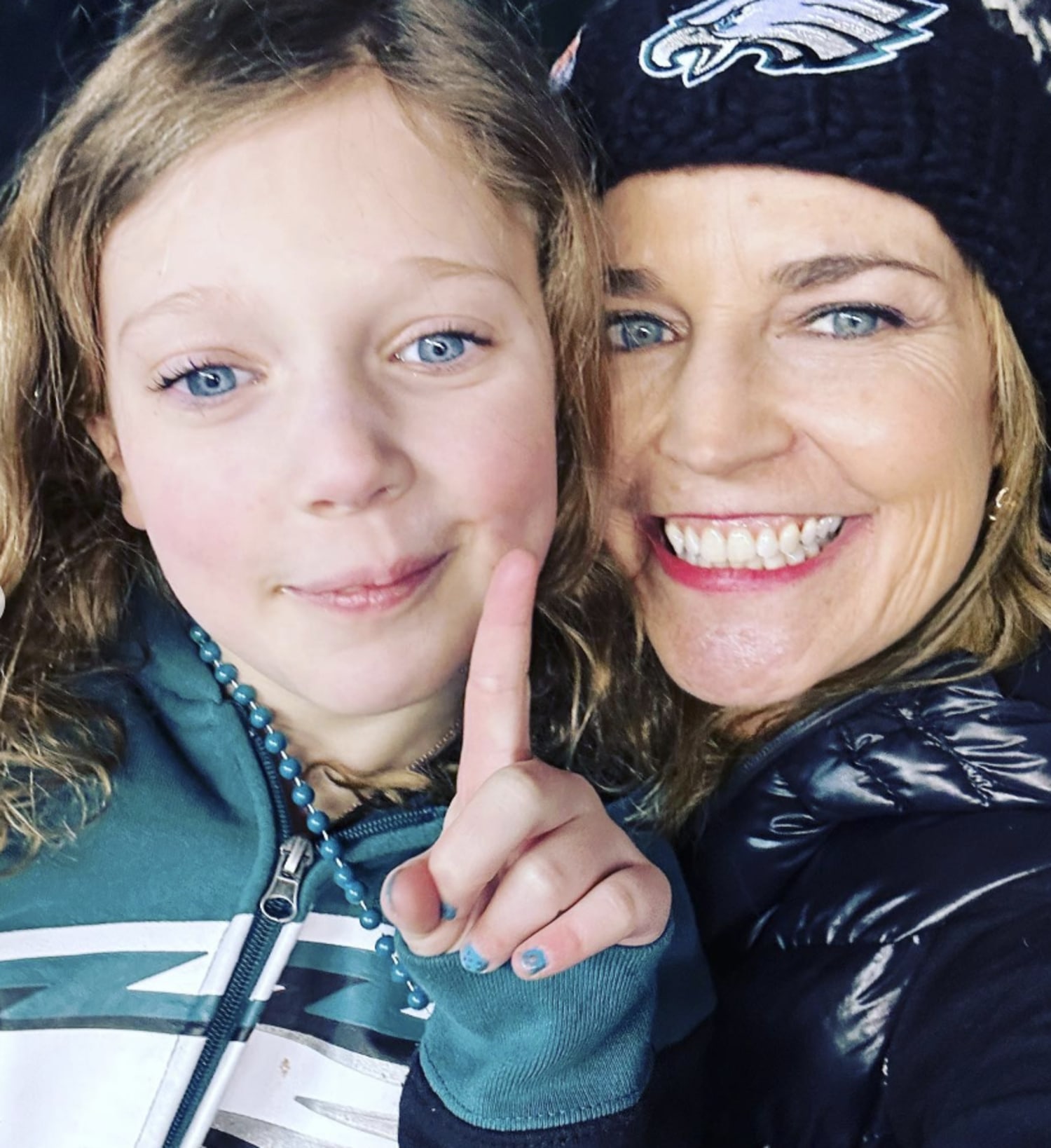 Savannah Guthrie, Family Cheer on Philadelphia Eagles' Big Win: Photos