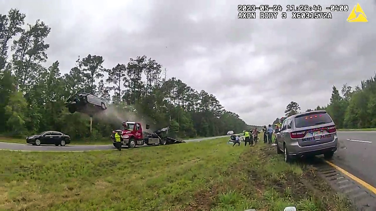 Video: Georgia car crash goes viral after vehicle flies off tow truck ramp