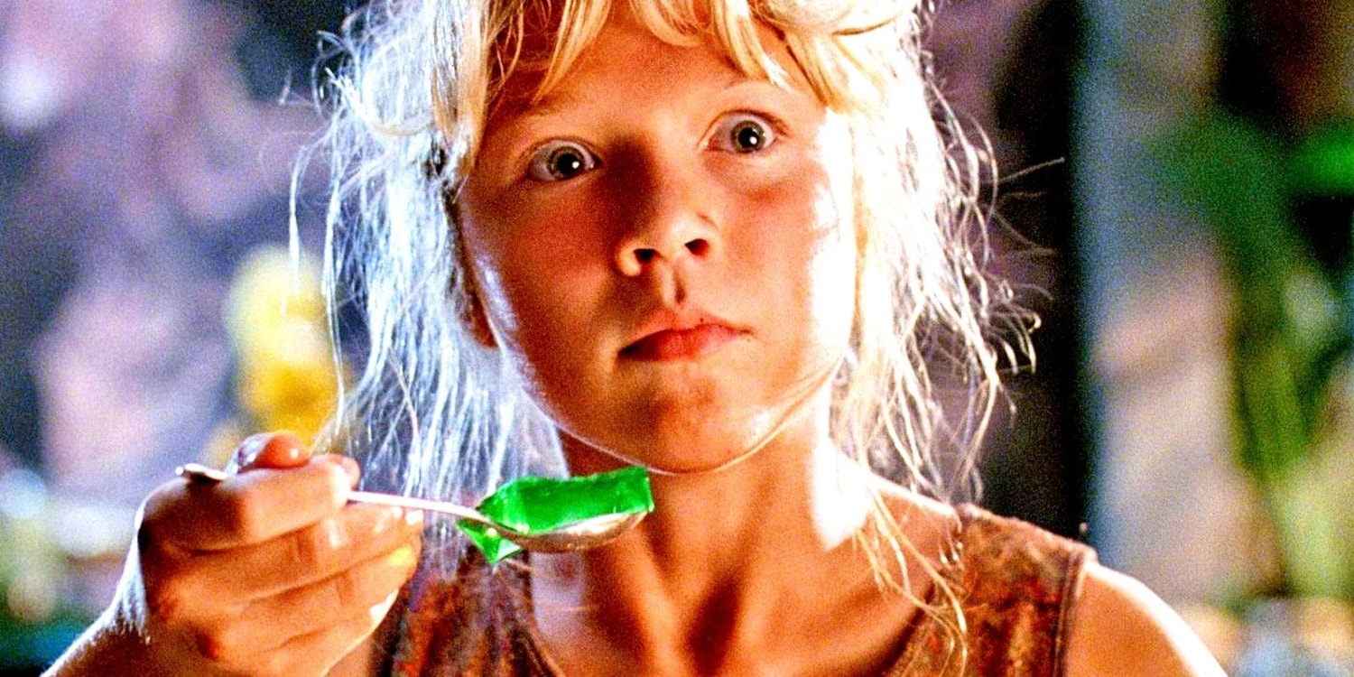 'Jurassic Park' Star Ariana Richards Re-creates Famous Green Jello Scene 30  Years Later