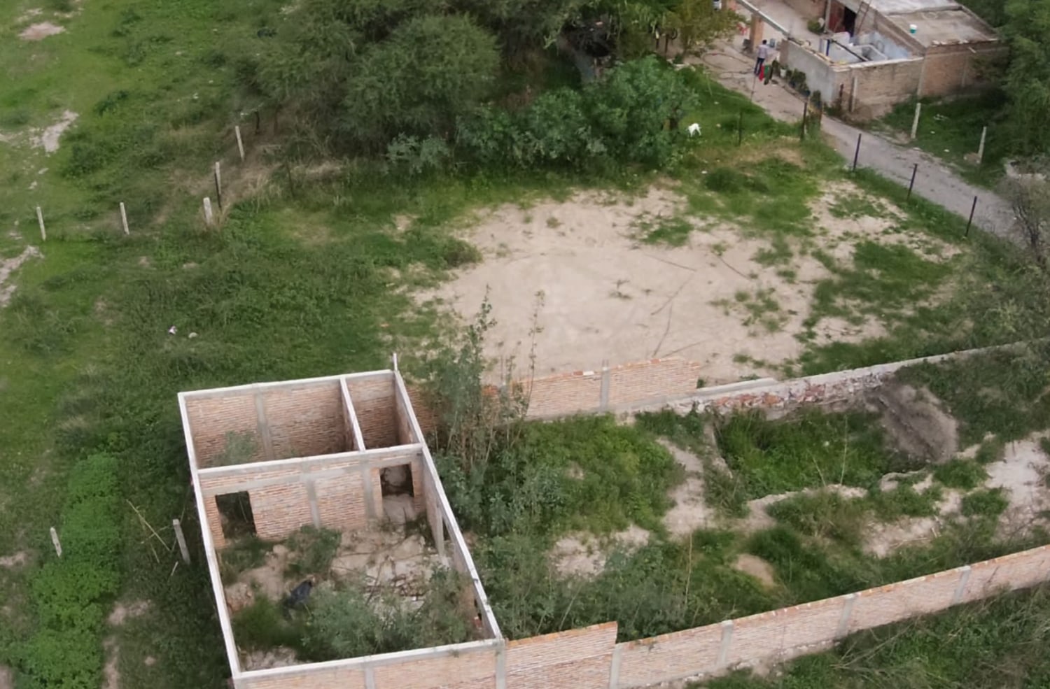 Descubren restos humanos en la finca donde se cree que se encontraban los  cinco jóvenes desaparecidos en Jalisco