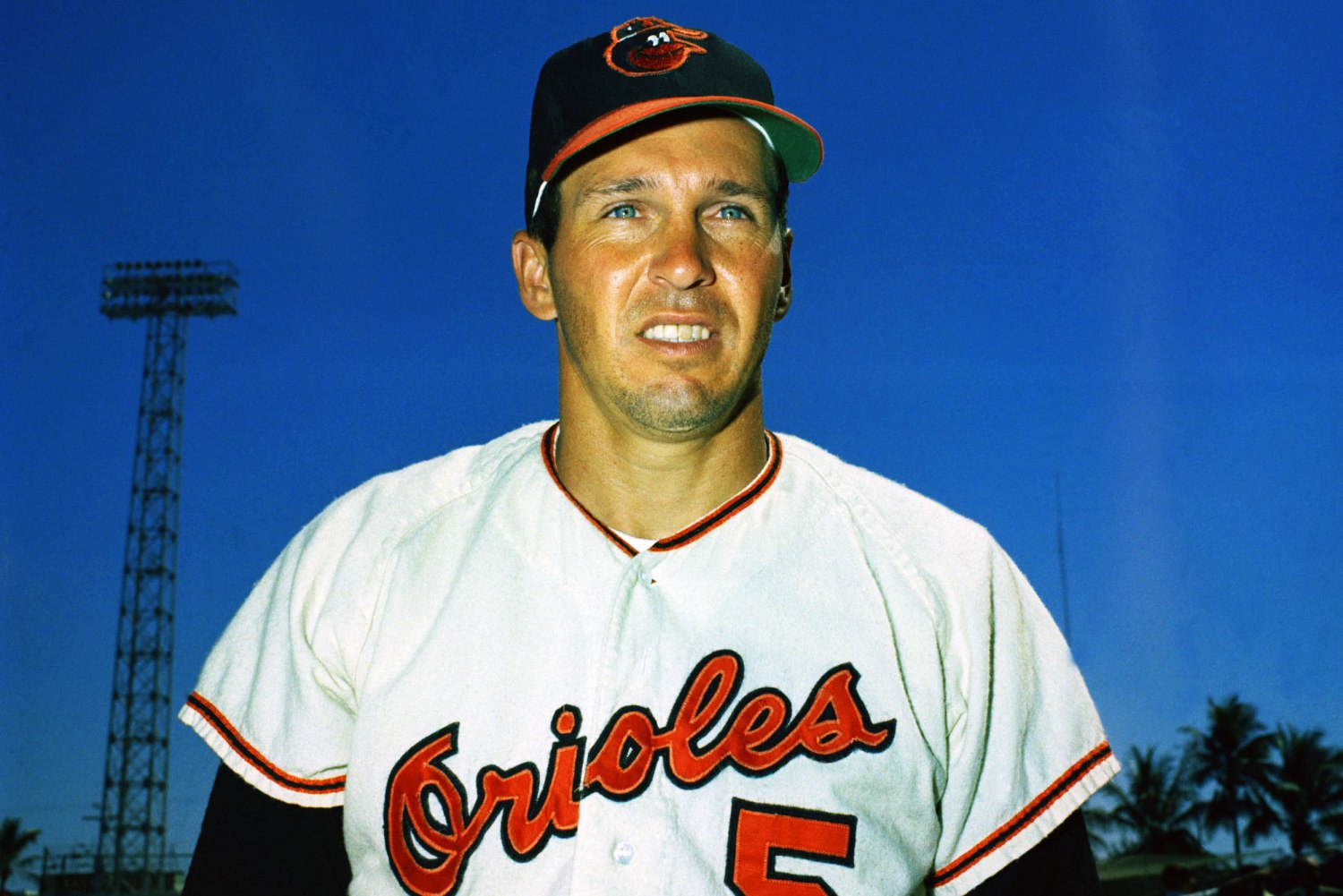 Brooks Robinson, Orioles third baseman with 16 Gold Gloves, dies at 86