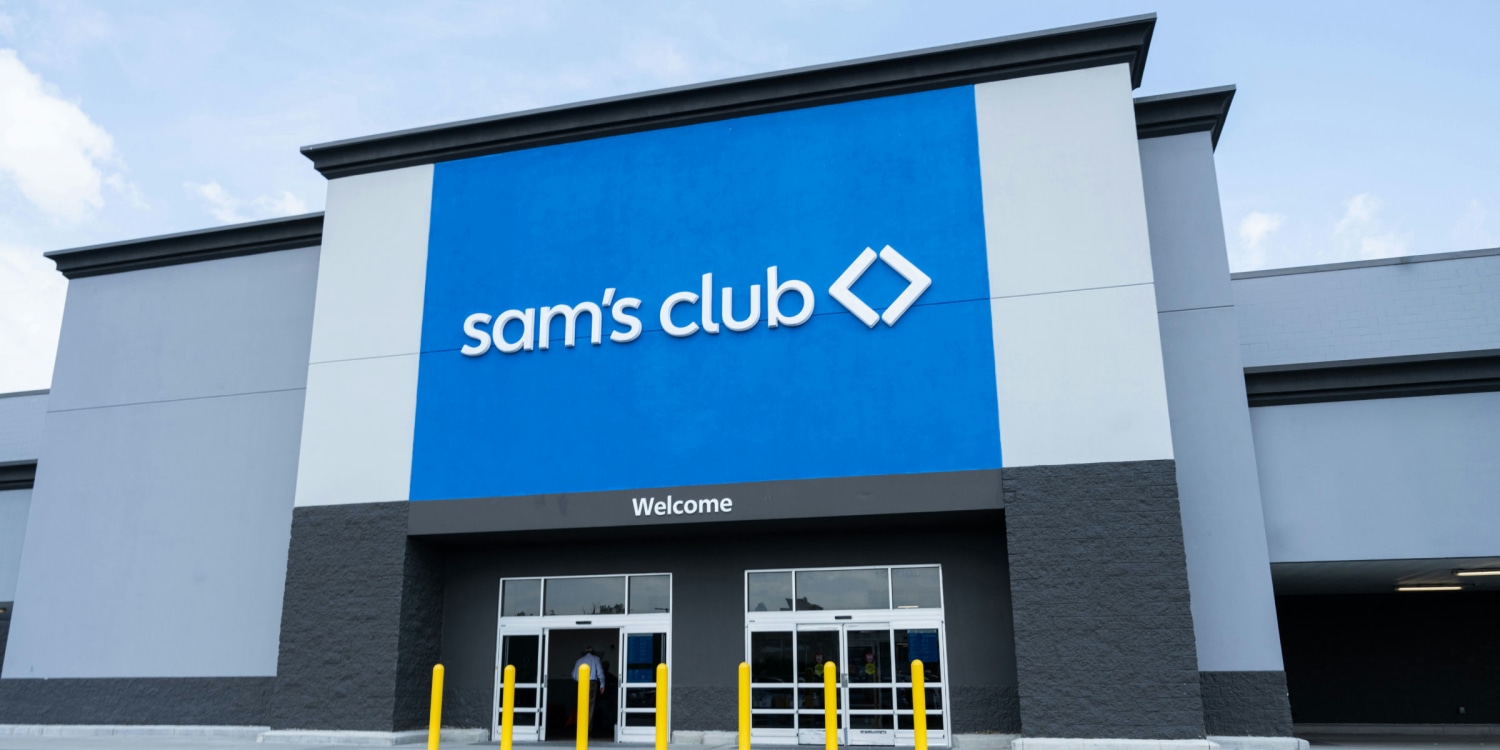 How does the Sam's Club auto program work?