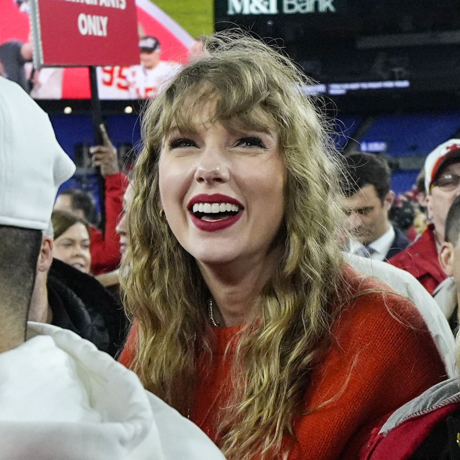 Who Is Taylor Swift Sitting With At the 2024 Super Bowl?