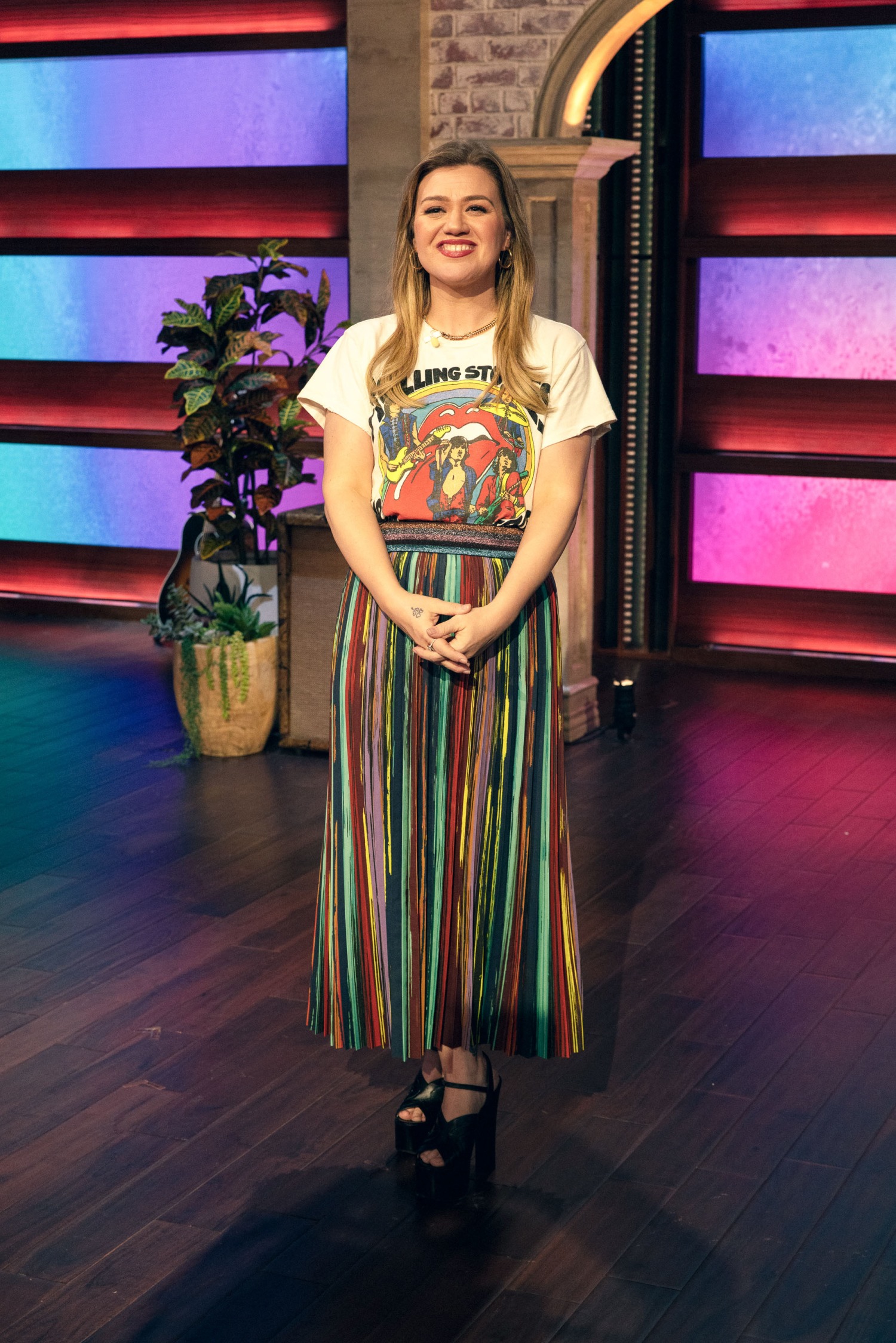 Kelly Clarkson Weight Loss Inspires Millions: 10,000 Fans Share Their  Transformation Stories in 2024 – Healthy Blog, image size:1500x2249