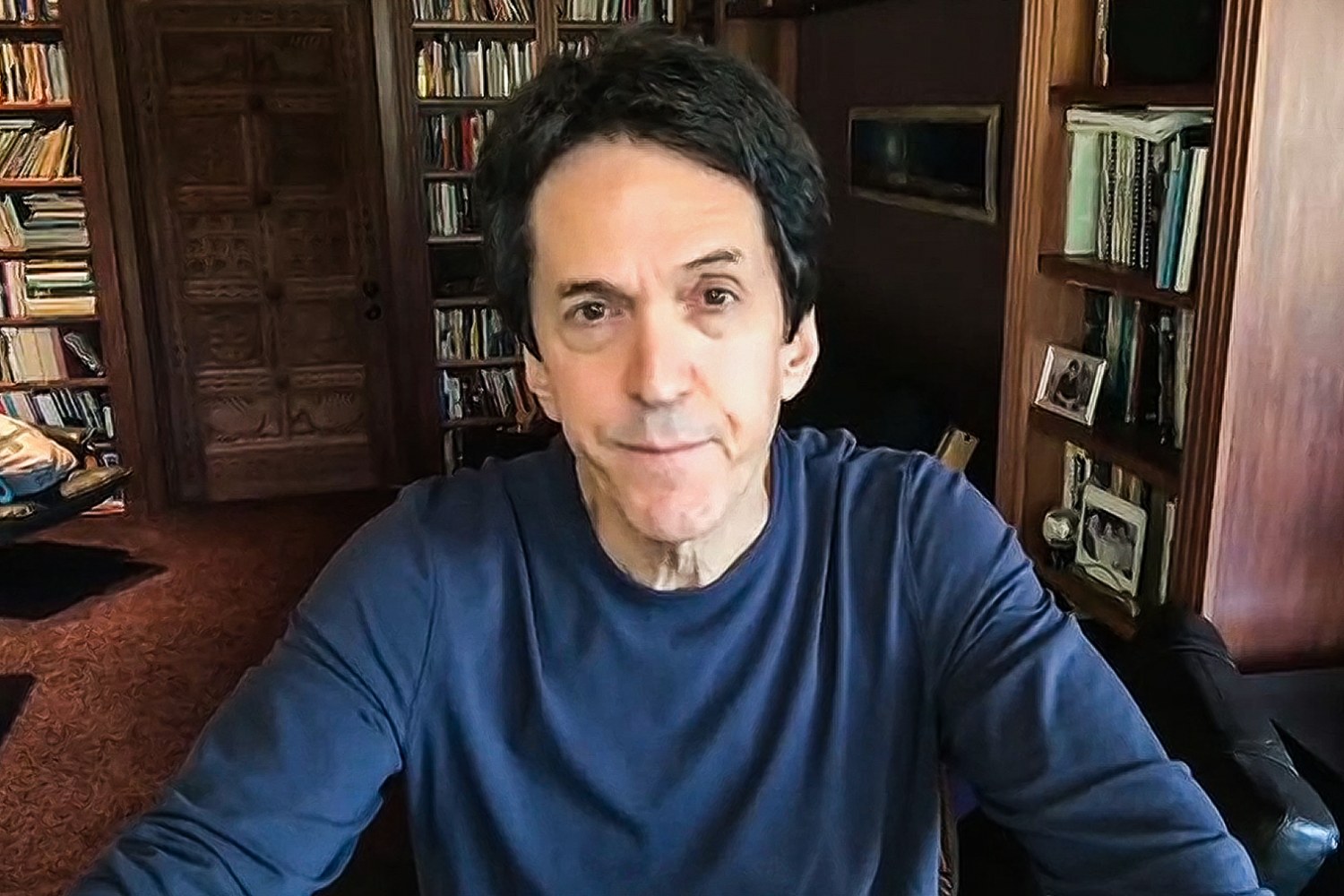 Mitch Albom describes 'harrowing' helicopter escape from Haiti