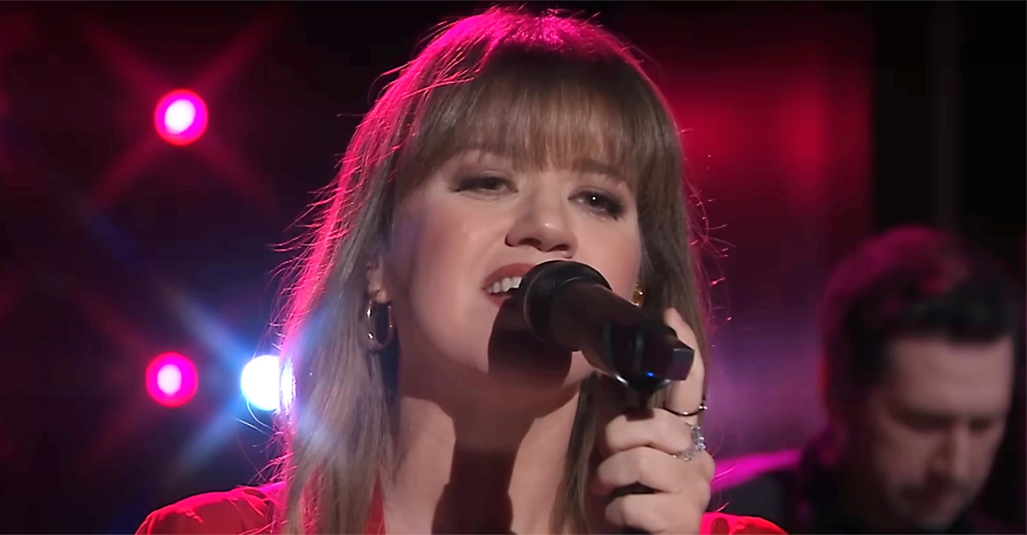 Kelly Clarkson Covers Billie Eilish's 'What Was I Made For?'