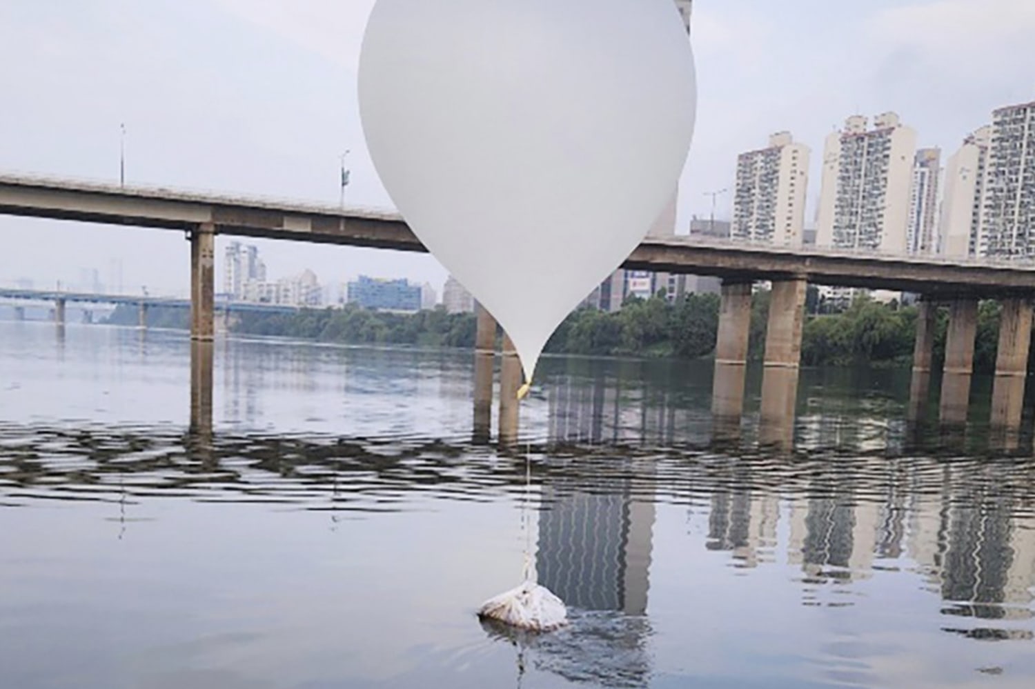 South Korea responds to North's trash balloons with loudspeaker