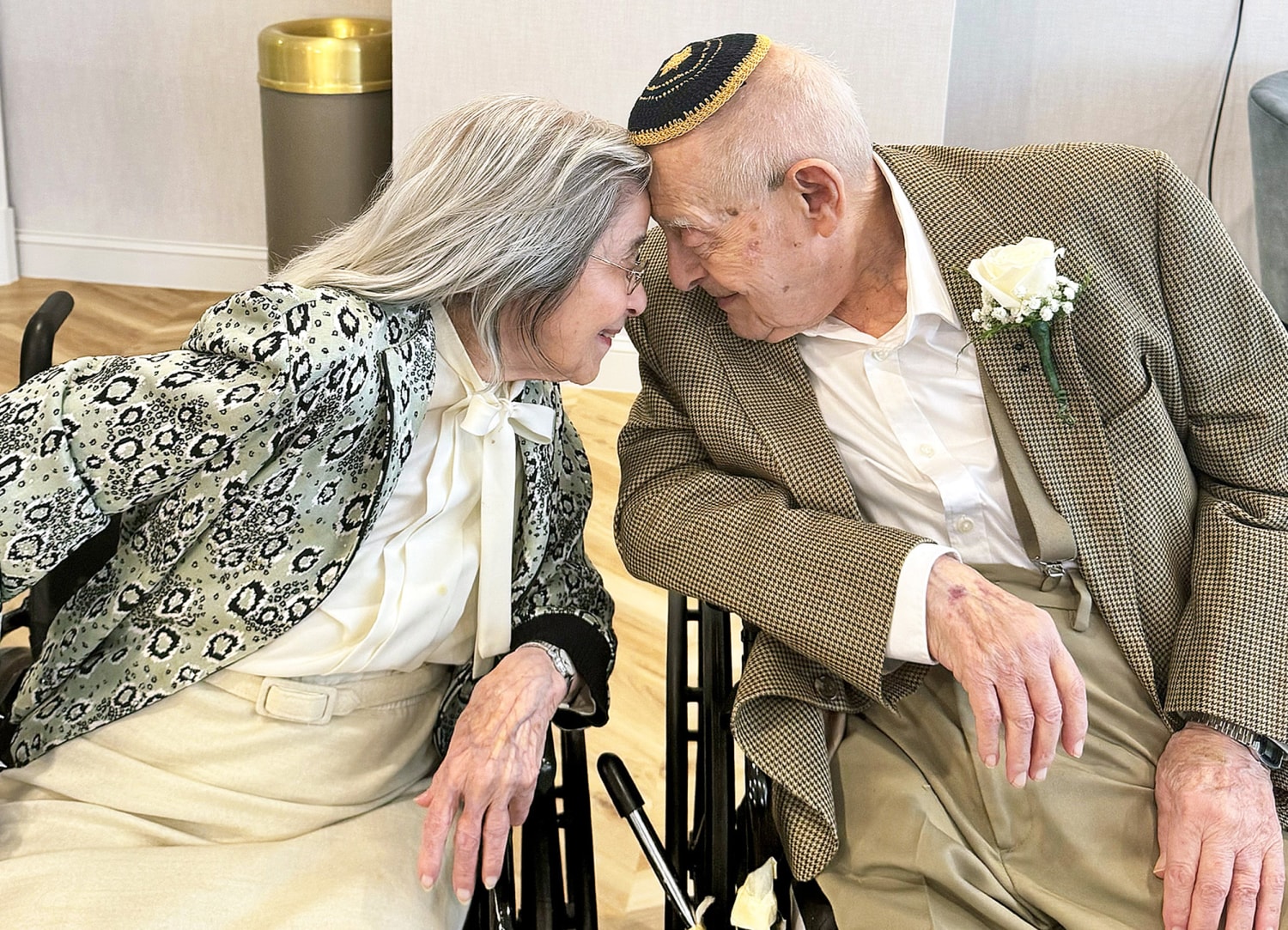 Estos recién casados ​​podrían ser el matrimonio con mayor edad