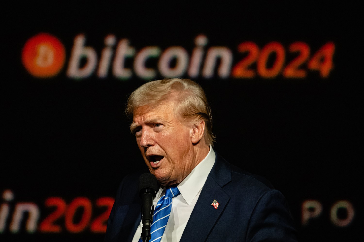 Trump orders administration to evaluate potential for 'national digital asset stockpile'