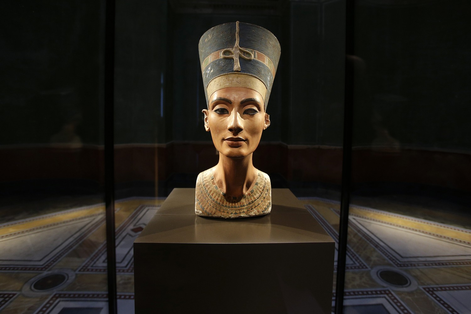 Egypt peтιтion launch urges Berlin museum return Neferтιтi bust