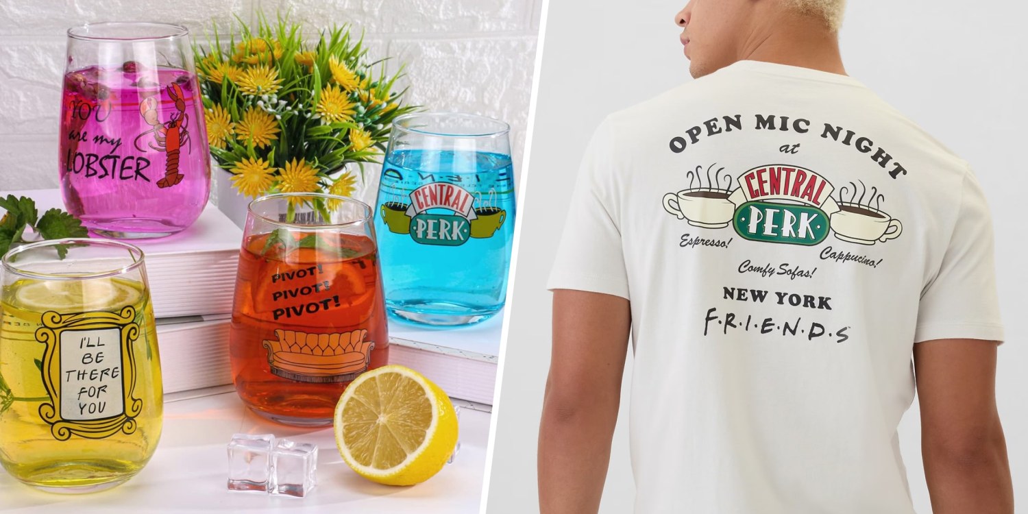 Parody Style Friends Themed Pivot Funny Nostalgia Couch Sofa T-Shirt Parody Style Friends Themed Pivot Funny Nostalgia Couch Sofa T-Shirt