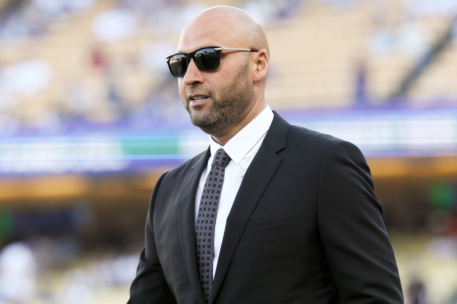 Yankees legend Derek Jeter to throw first pitch ahead of