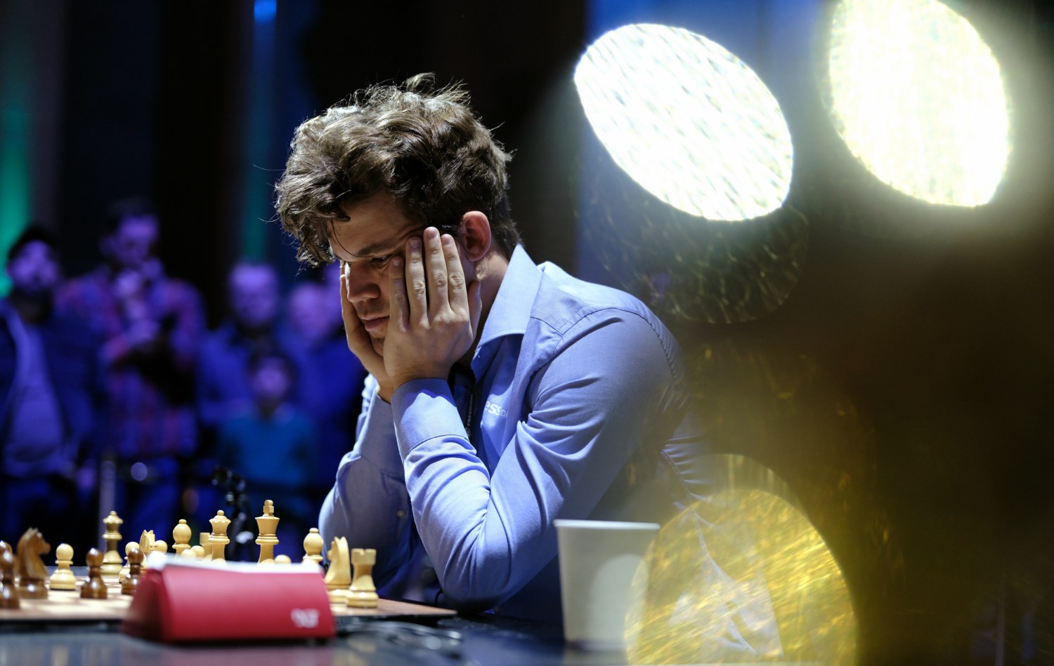 World Chess Champion Refuses To Change Out Of Jeans, Drops From World Chess Champion Refuses To Change Out Of Jeans, Drops From