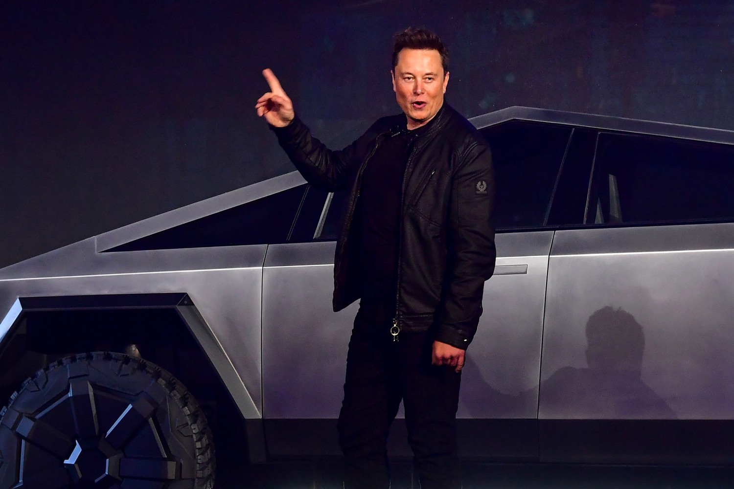 Musk has lost more than $100B since December as Tesla gives up  trillion-dollar company status amid sell-off