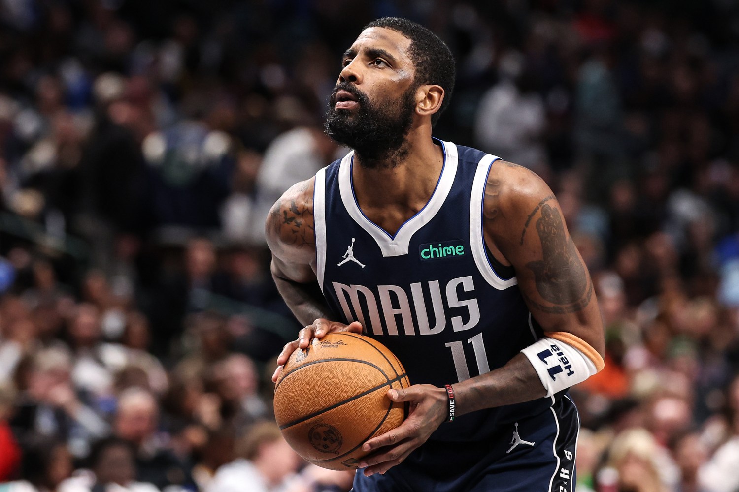 latest on kyrie irving