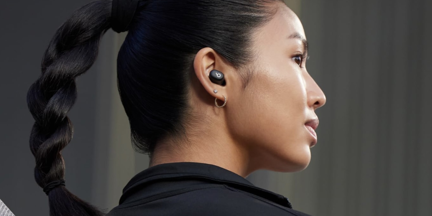 Beats Solo How To Use The Wireless Earbuds How To Connect Beats