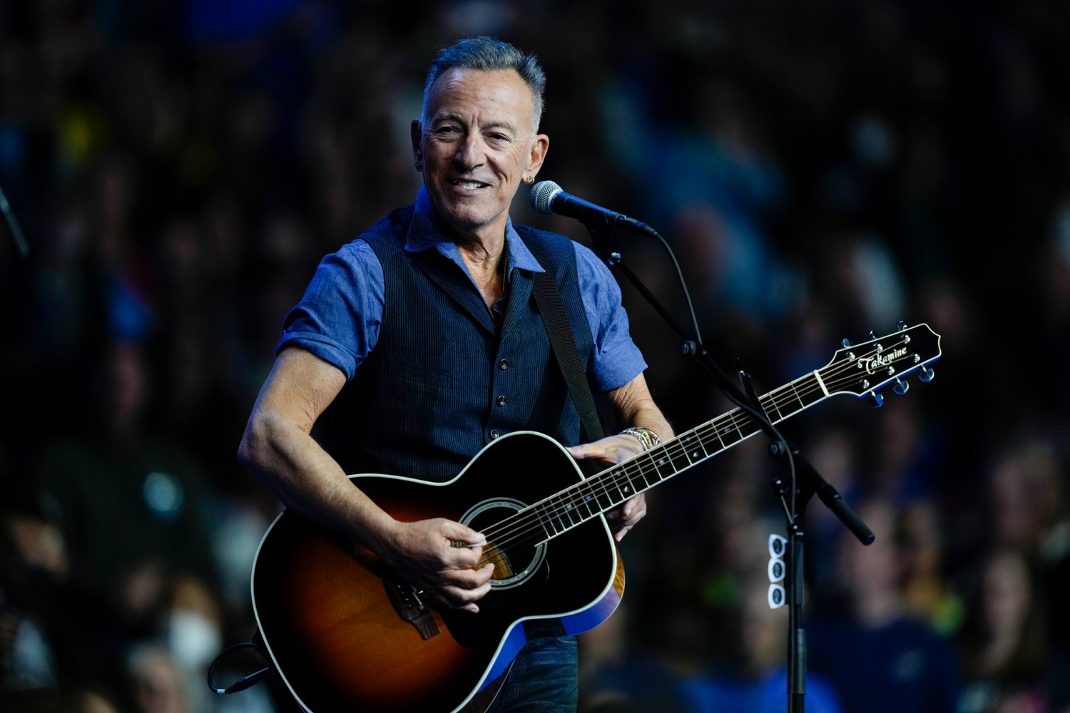 Bruce Springsteen to open vault, release 7 albums of never-before-heard  songs