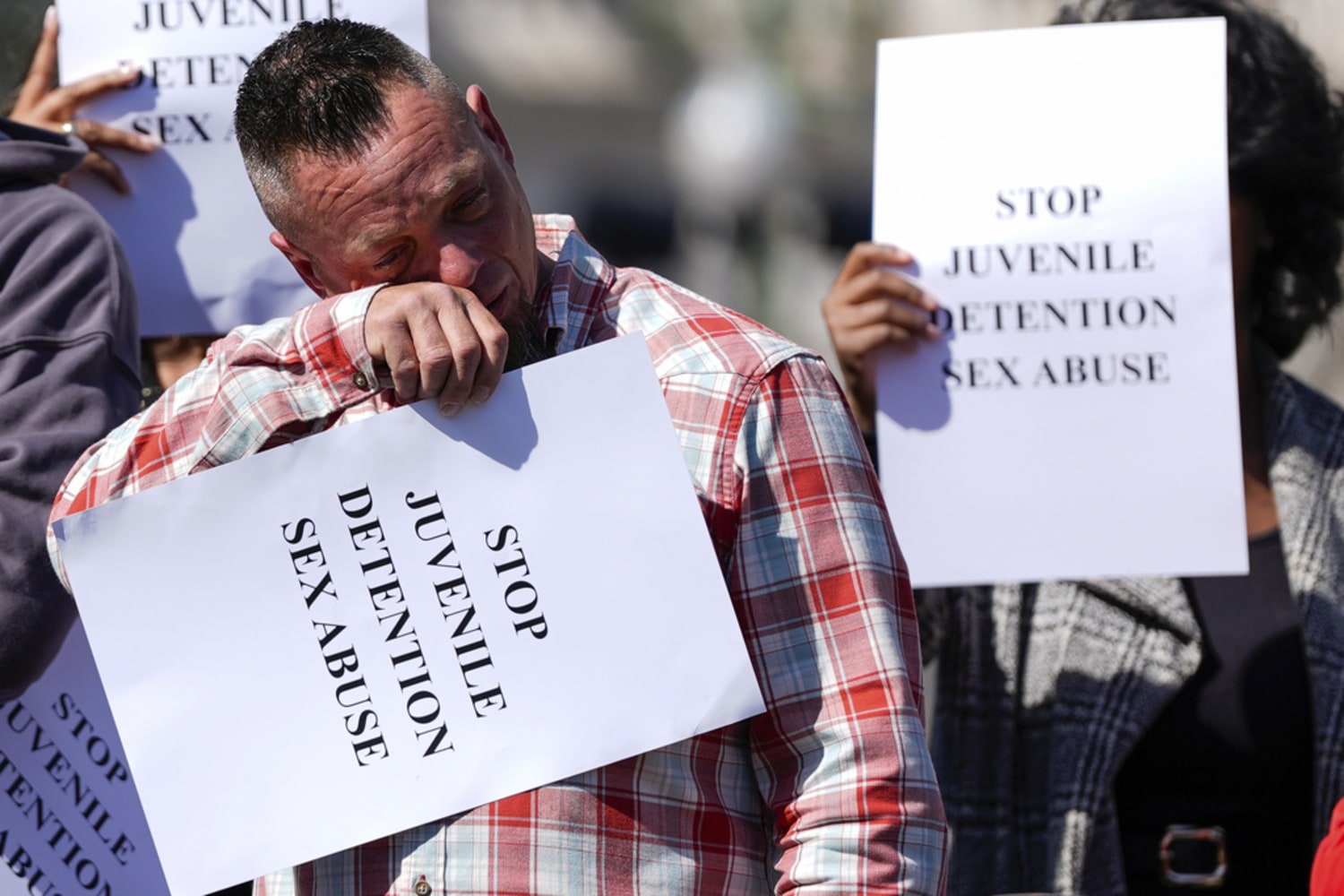 Puede Trump separar a esta pareja indocumentada de Chicago de su bebé?  Estos padres se preparan para lo peor - Chicago Sun-Times, image size:1500x1000