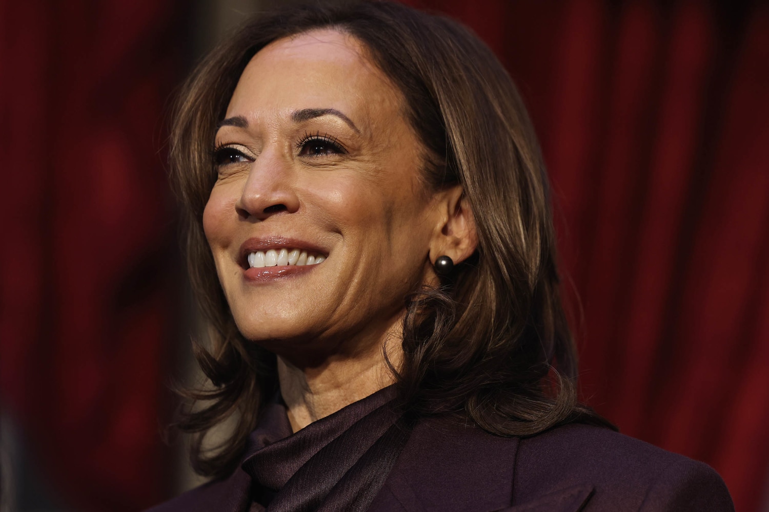 kamala harris in sexy clothes Some of my fav lingerie. Retweet ?💕 main image 0