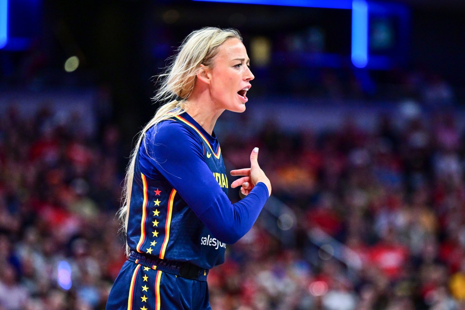 Indiana Fever guard Sophie Cunningham fined $500 for criticizing refs on  TikTok