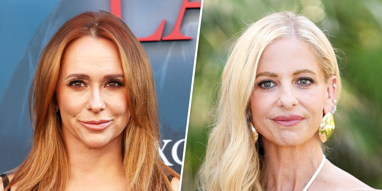 Sarah Michelle Gellar at red carpet event